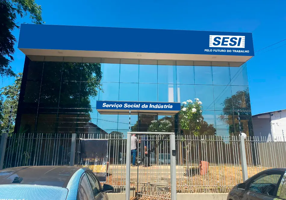 FACHADA-SESI-PALMAS (1)