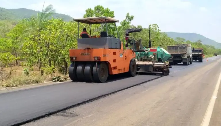 Governo-do-Tocantins-avanca-com-obras-de-conservacao-da-rodovia-TO-030-768x439