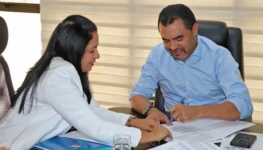 F2- Governador do Tocantins, Wanderlei Barbosa, assinou, nesta terça-feira, 12, contratos de repasses para investimento no valor de R$ 750 milhões-foto Adilvan Nogueira-GovTO