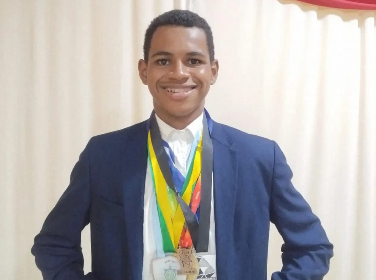 Kennedy cursa o 9º ano da Escola Tiago Barbosa – Foto divulgação