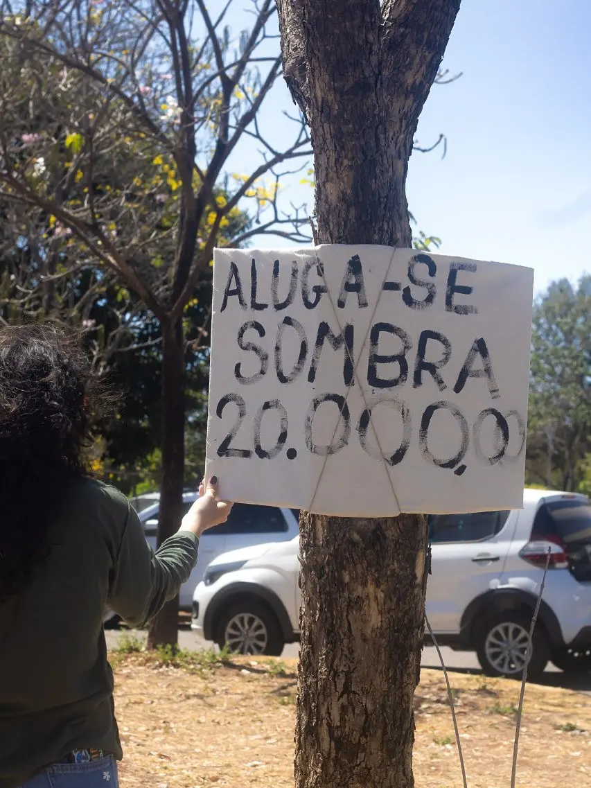 Você já imaginou ter que alugar ou comprar sombra para viver melhor na cidade Pois foi exatament