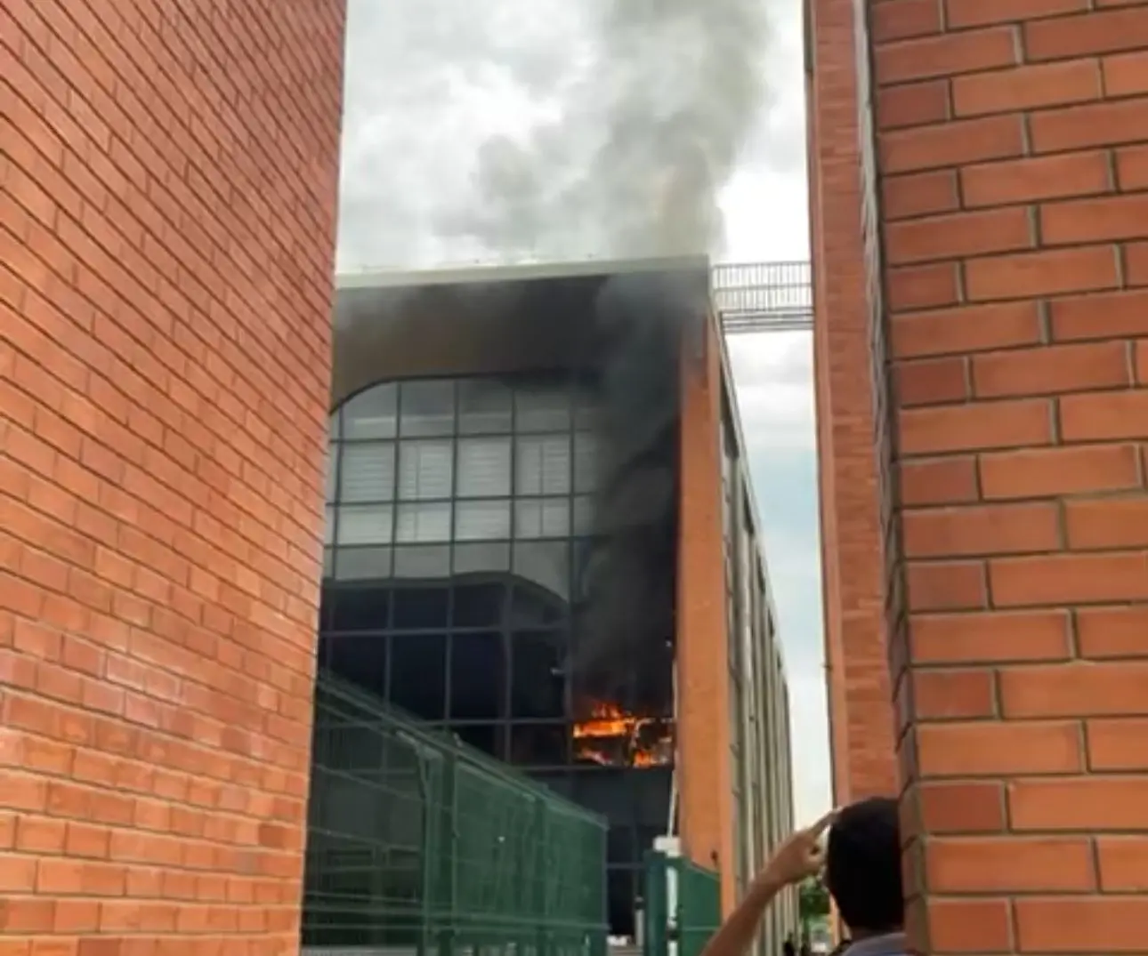 7200a2b7-f2e2-40f2-99cc-af9b6517f7d1