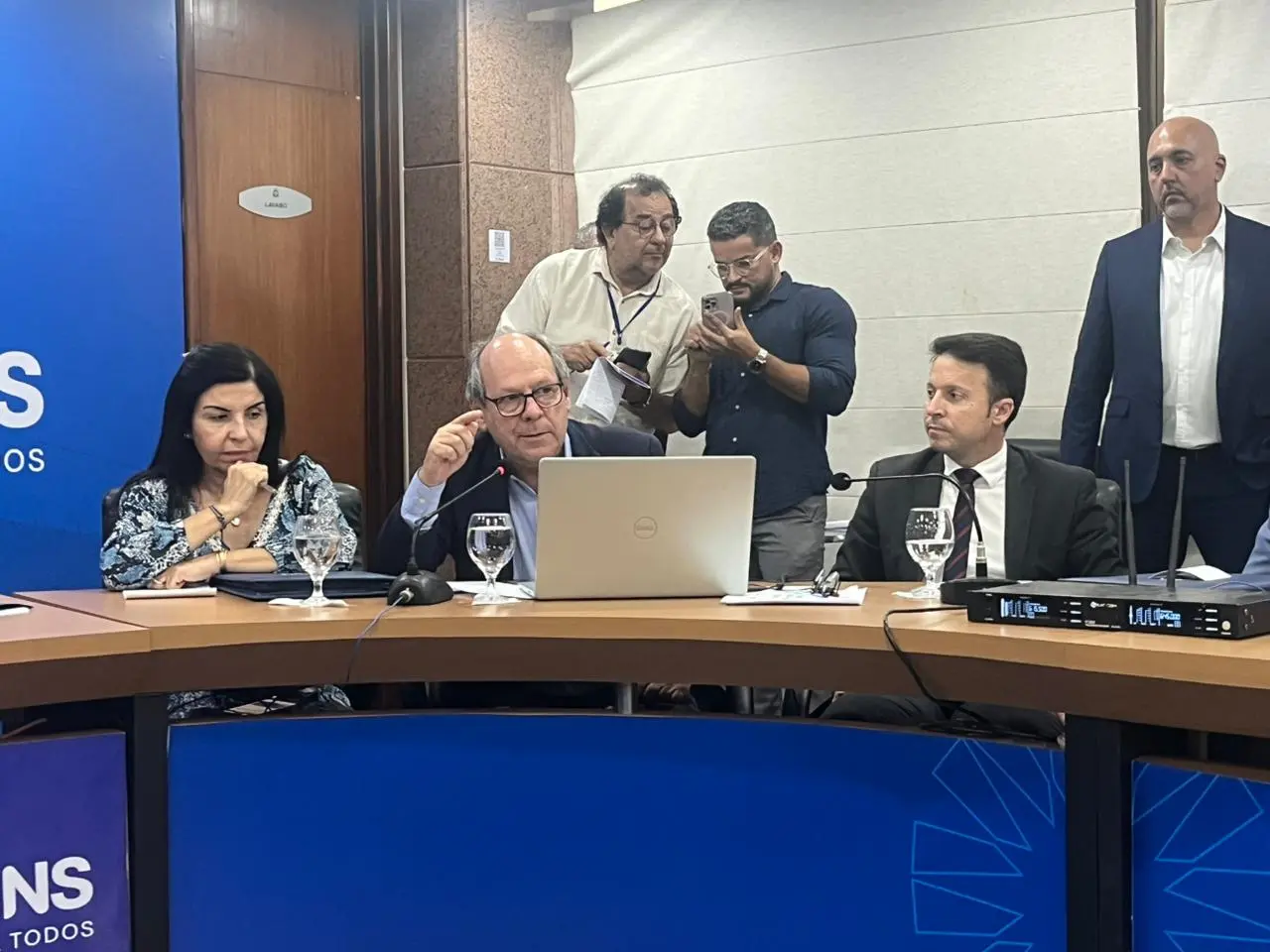 WhatsApp Image 2025-11-03 at 17.41.56 (1)