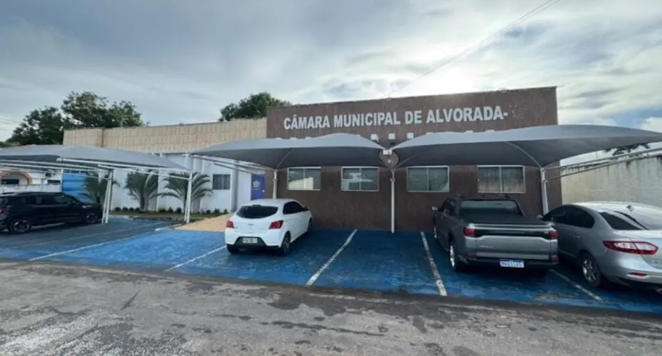 WhatsApp Image 2025-11-18 at 15.37.51 (1)