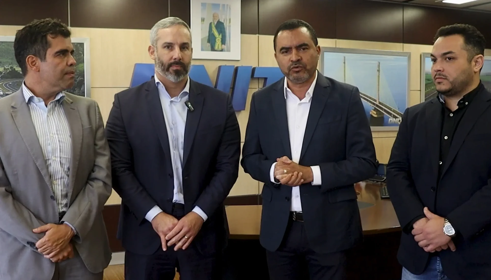 F-Governador Wanderlei Barbosa-reunião DNIT-Brasilia-DF-Divulgação