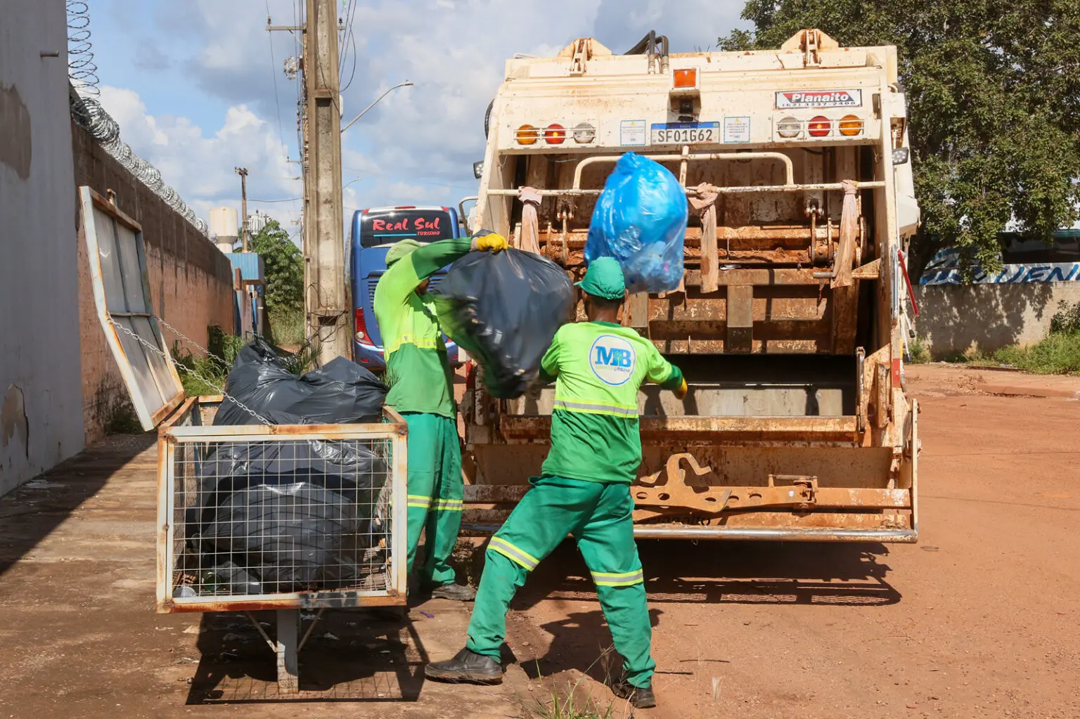 Pausa na coleta de resíduos urbanos de Palmas não sofrerá impacto em função de força-tarefa no dia posterior aos feriados – Foto Lia Mara