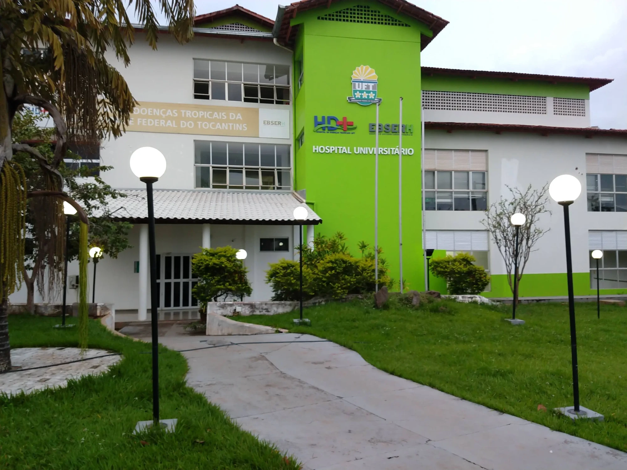 Hospital_Universitário_de_Doenças_Tropicais_de_Araguaína