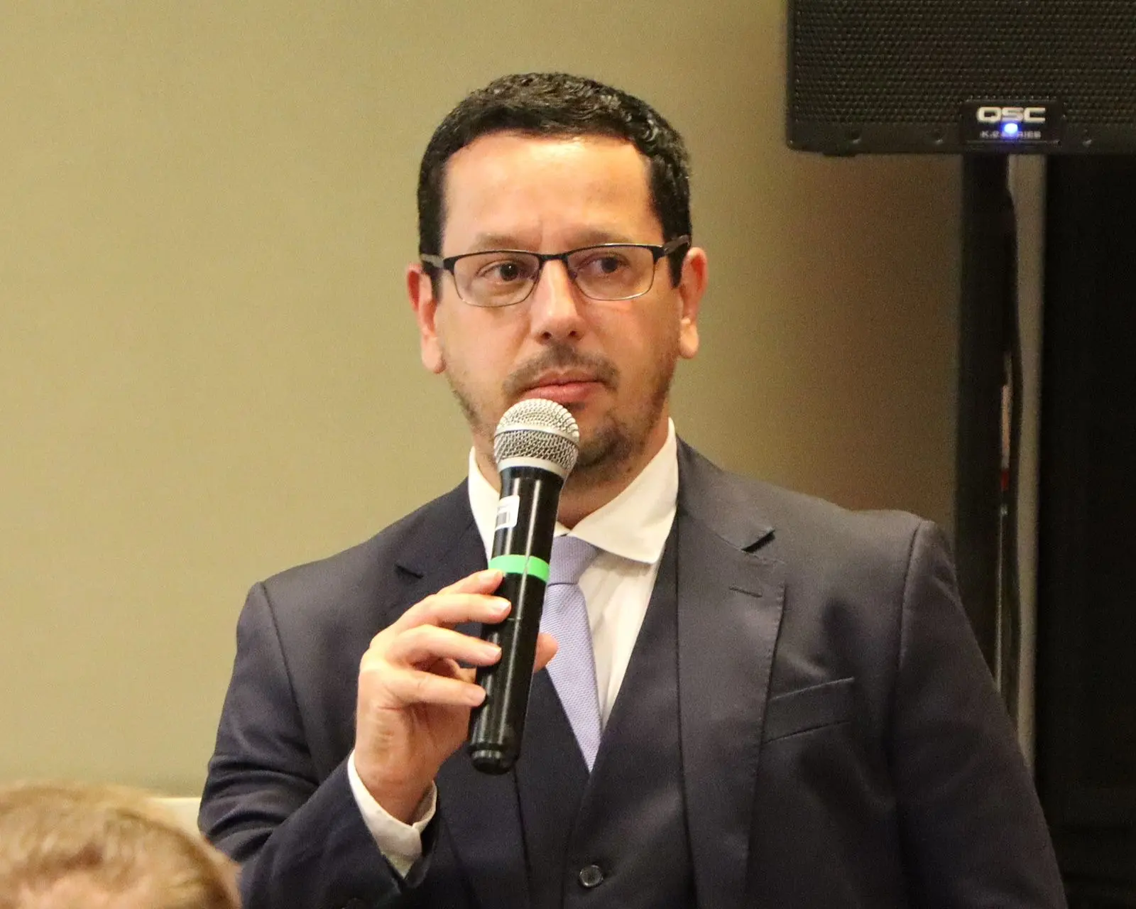 ef657c9c-e06c-4d07-a429-c5b5788092c3