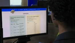 Sorteios são realizados uma mês por mês no site Nota Palmense Premiada - Foto Lia Mara