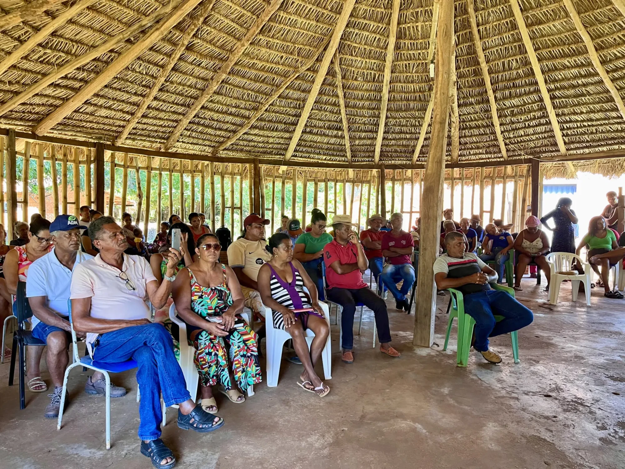 visita-dialogo-com-a-comunidae-Barra-da-Aroeira