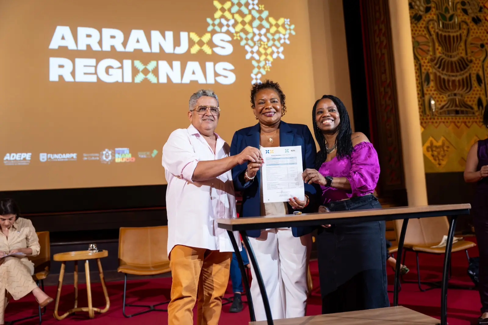 1- capa - Créditos - Juliana UepaMinC