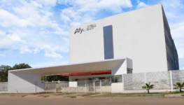 6761fba2b7febcdc2e327a5b_fachada