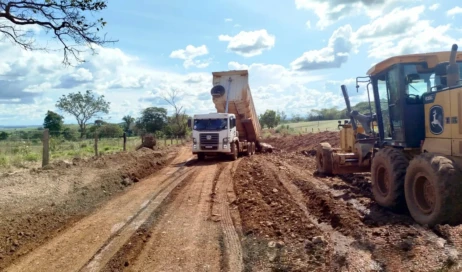 F4-Equipes técnicas da Ageto trabalham integralmente na recuperação de estradas-Ageto