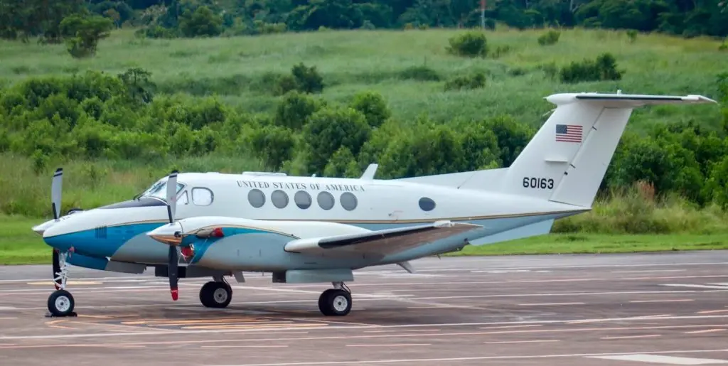 image-20260320-aviao-usapng-1600x804-1-1024x515