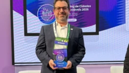Prêmio foi recebido pelo secretário de Planejamento e Gestão, André Cheguhem, que foi ao Smart City Expo Curitiba 2026, representando o prefeito de Palmas, José Eduardo Siqueira Campos