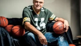 5331-02-09-2013_08-56-22size-590-oscar-schmidt