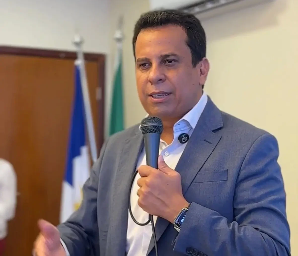 Fabio Vaz rebate criticas sobre edital de redistribuição da Seduc