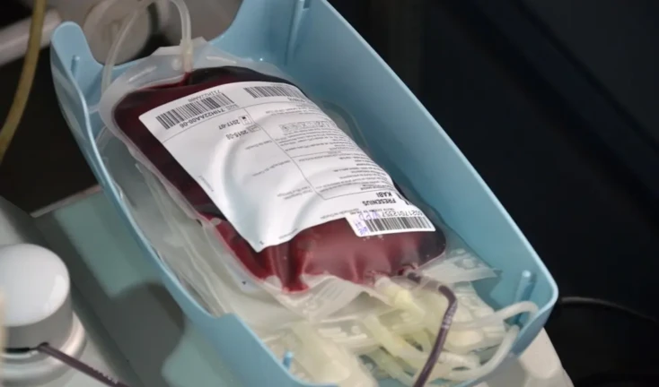 Bolsa de doação de sangue durante coleta Foto Heitor Iglesias (73)
