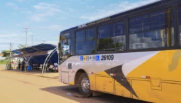 Ônibus vão sair da estação Javaé - Foto Júnior Suzuki