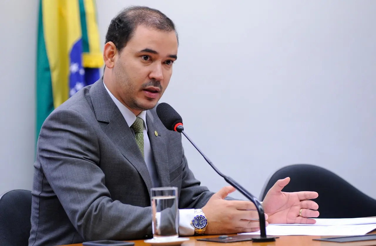 Vicentinho-Junior 4