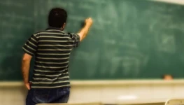 aula-educacao-professor-sala-de-aula-ensino-quadro-negro