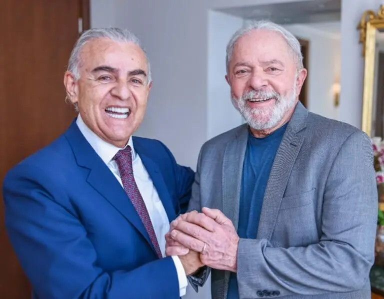 Paulo-Mourao-Lula-da-Silva-768x599