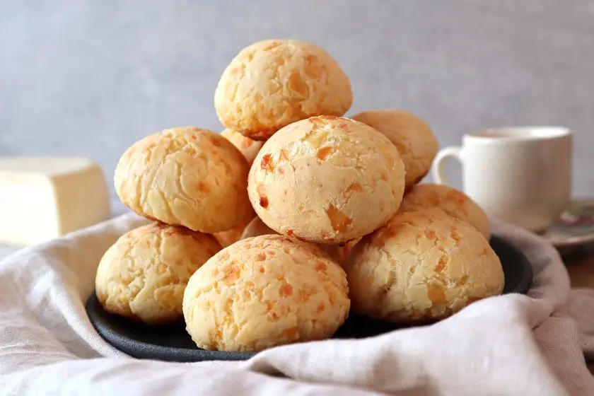 yt-069_pao-de-queijo_receita-840x560