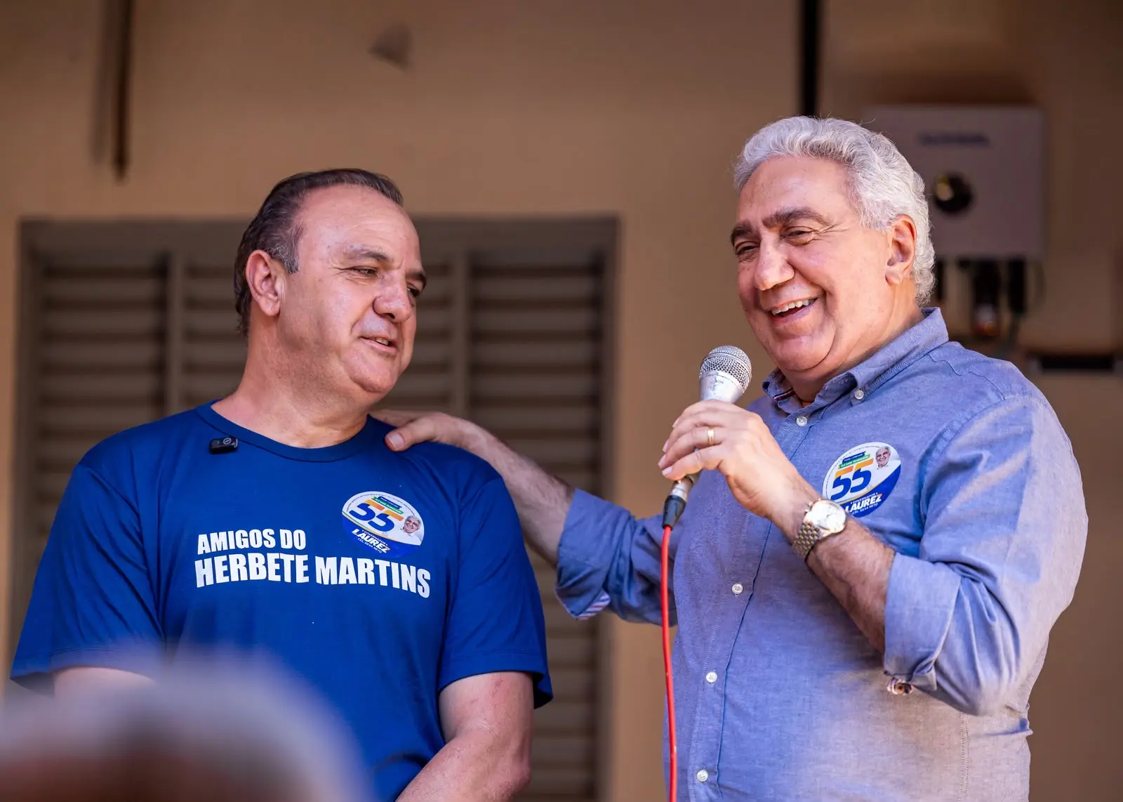 2Laurez em Luzimangues