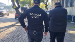 475816