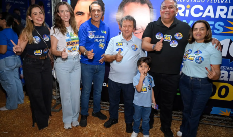 Gaguim reforça que objetivo da política é cuidar das pessoas durante reunião de Vilmar Oliveira e lançamentos de Léo Barbosa e Vanda Monteiro - 5