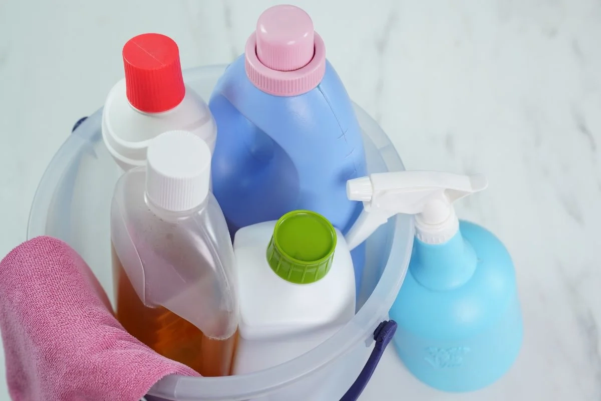 Tres-produtos-de-limpeza-que-jamais-devem-ser-usados-em-casas-com-pets-1